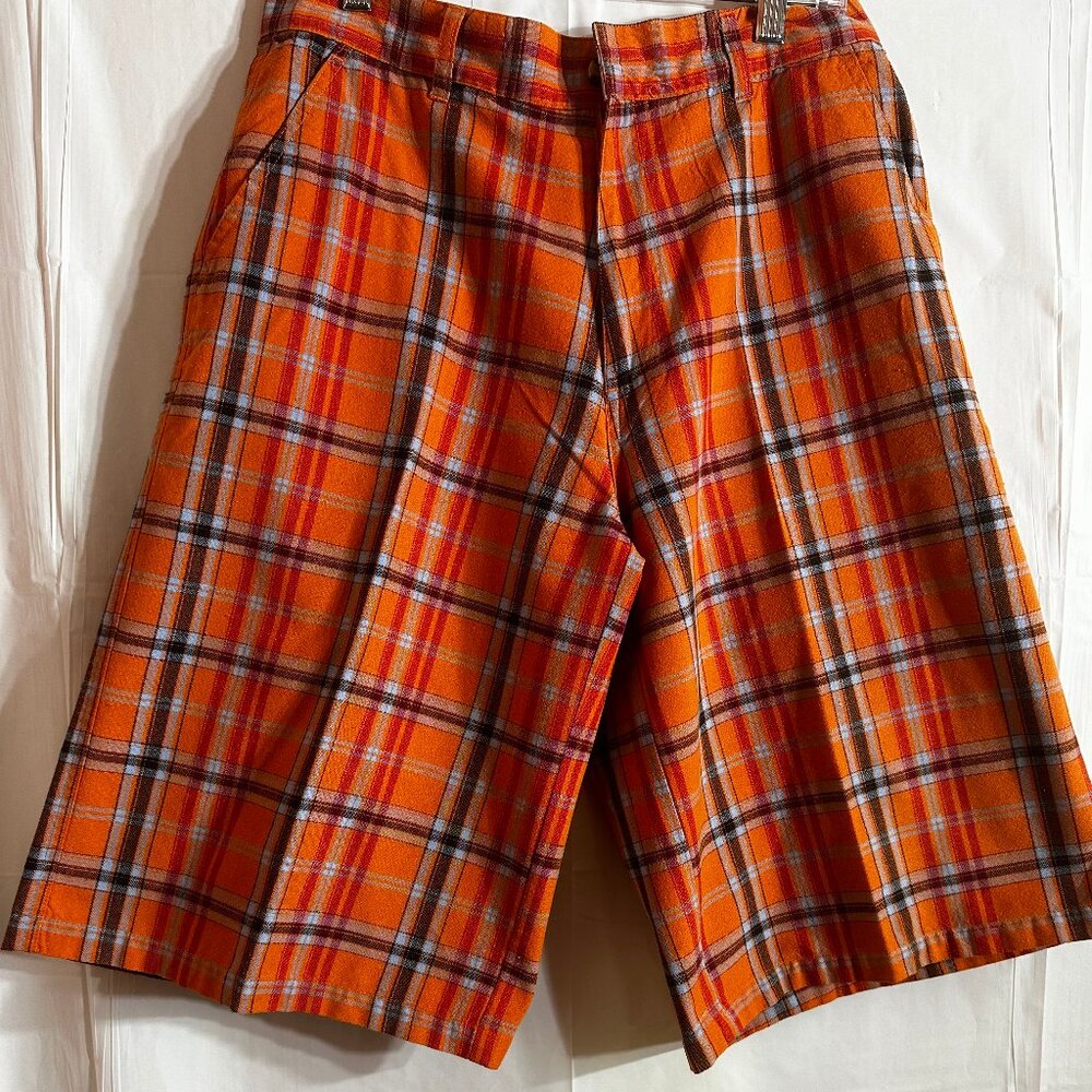 Men's classic orange, black light blue, red plaid shorts, size 32